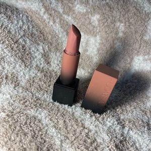 HUDA BEAUTY LIPSTICK